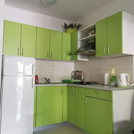 Lucija 维尔